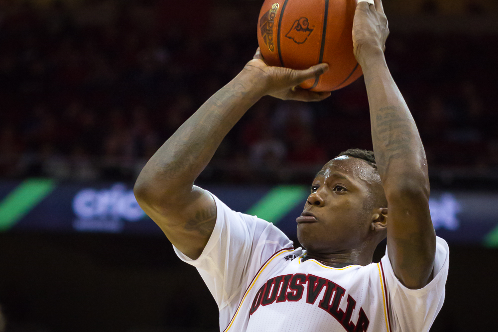 Louisville Basketball Throttles Pittsburgh 80-68 Thanks To Rozier and Jones
