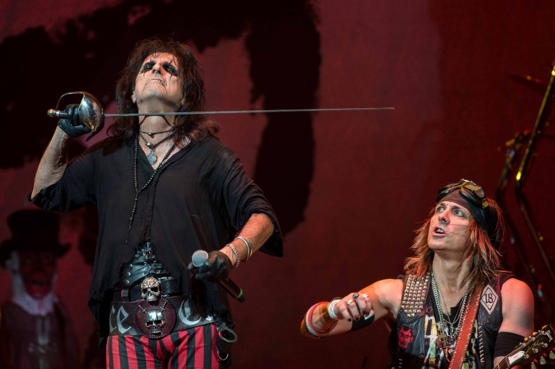Alice Cooper, Ryan Roxie