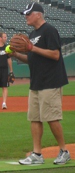 Celeb pitcher Rick Bozich