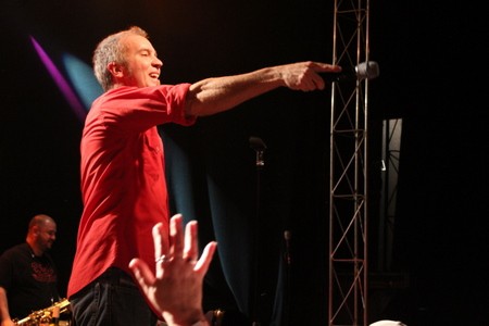 Nothing says love better than letting the fans sing along