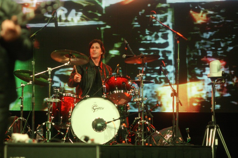Dave Robinson as Pete Best, a strong drummer