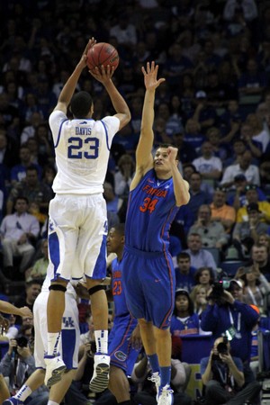 Davis gets in on the trey action.