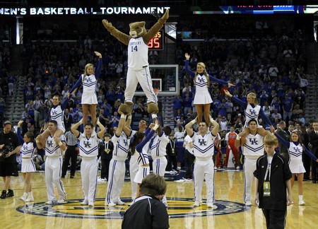 and show off the rotating pyramid.