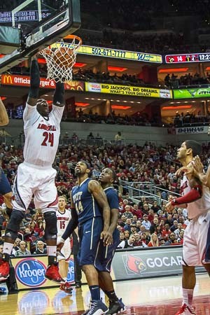 Another slam from Montrezl Harrell (24).