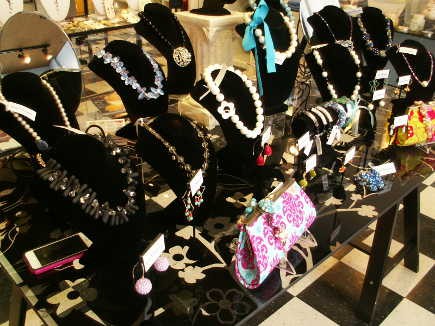 Just many of the pretty accessories available for your Derby ensemble.