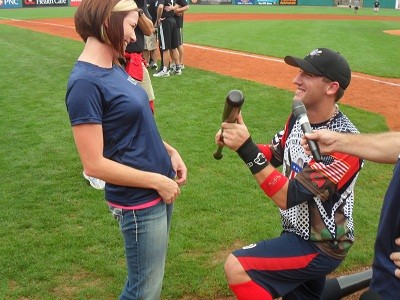 Matt Kinsey proposes to his girlfriend, Tina, after the game