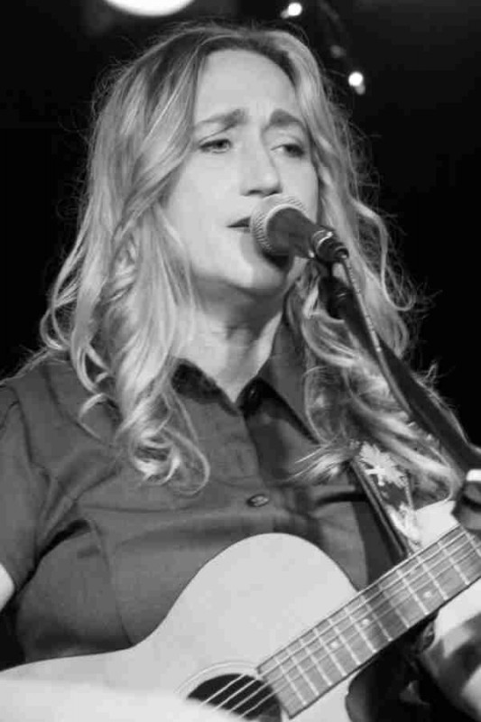 Yost begins her acoustic first song