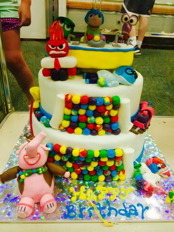 Jennifer Boyer won third place with her joyful PIxar-inspired cake.