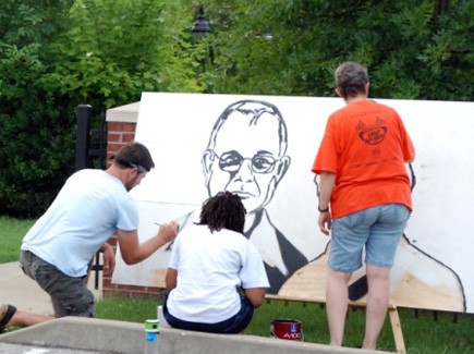 Louisville&#039;s Next Top Neighbor Mural Paintings at United Crescent Hill Ministries