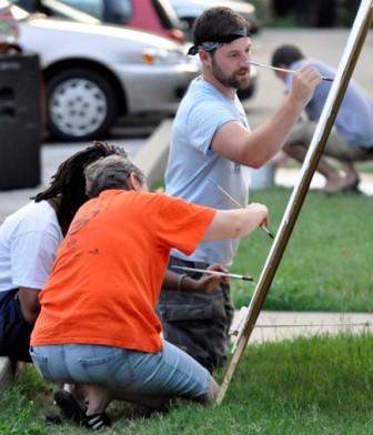 Louisville&#039;s Next Top Neighbor Mural Paintings at United Crescent Hill Ministries