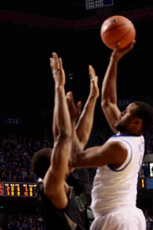 Miller takes it home to score for the Cats