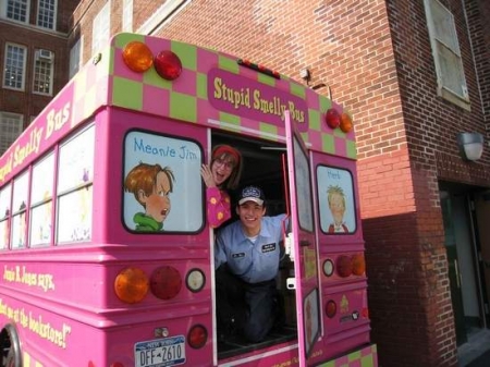 Carmichael’s hosts Junie B. Jones ‘Stupid Smelly Bus Tour’ at local libraries th