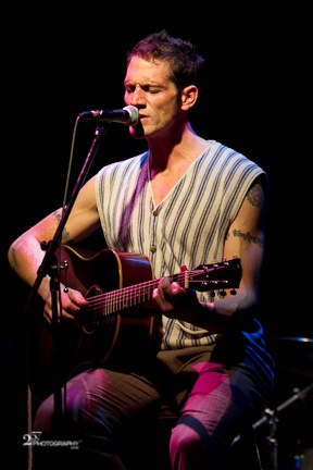Ben Taylor performs in Louisville, KY