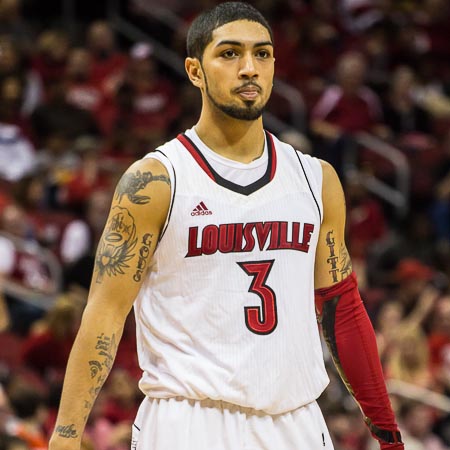 Louisville basketball polished their number one ranking, beats UConn 73-58