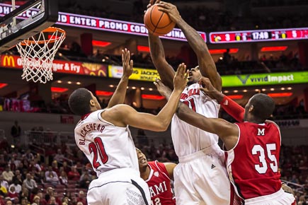 Louisville finds its shooting eye in destroying Miami (OH) 80-39
